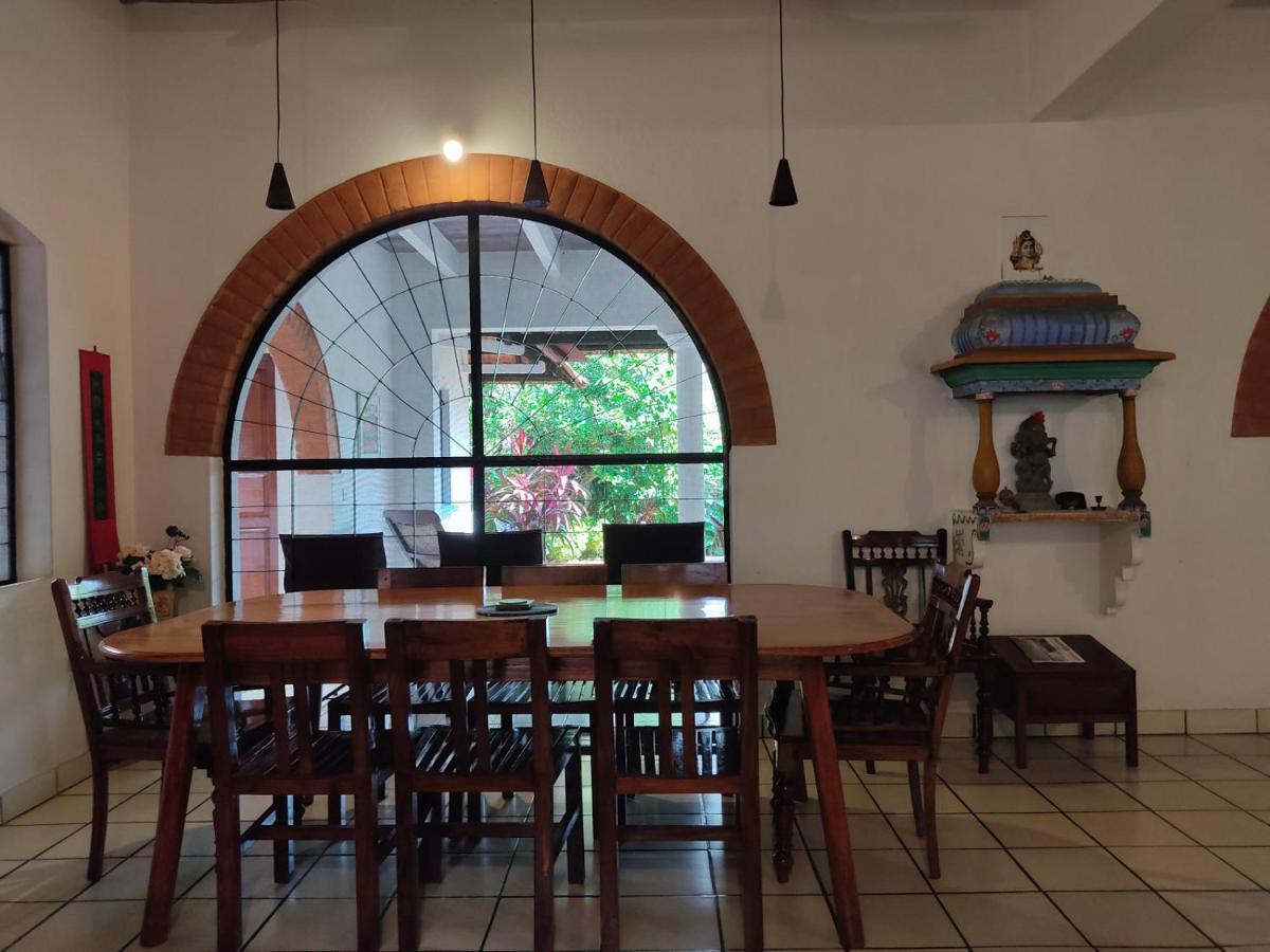 Gaia's Garden Guest House Auroville Exterior foto