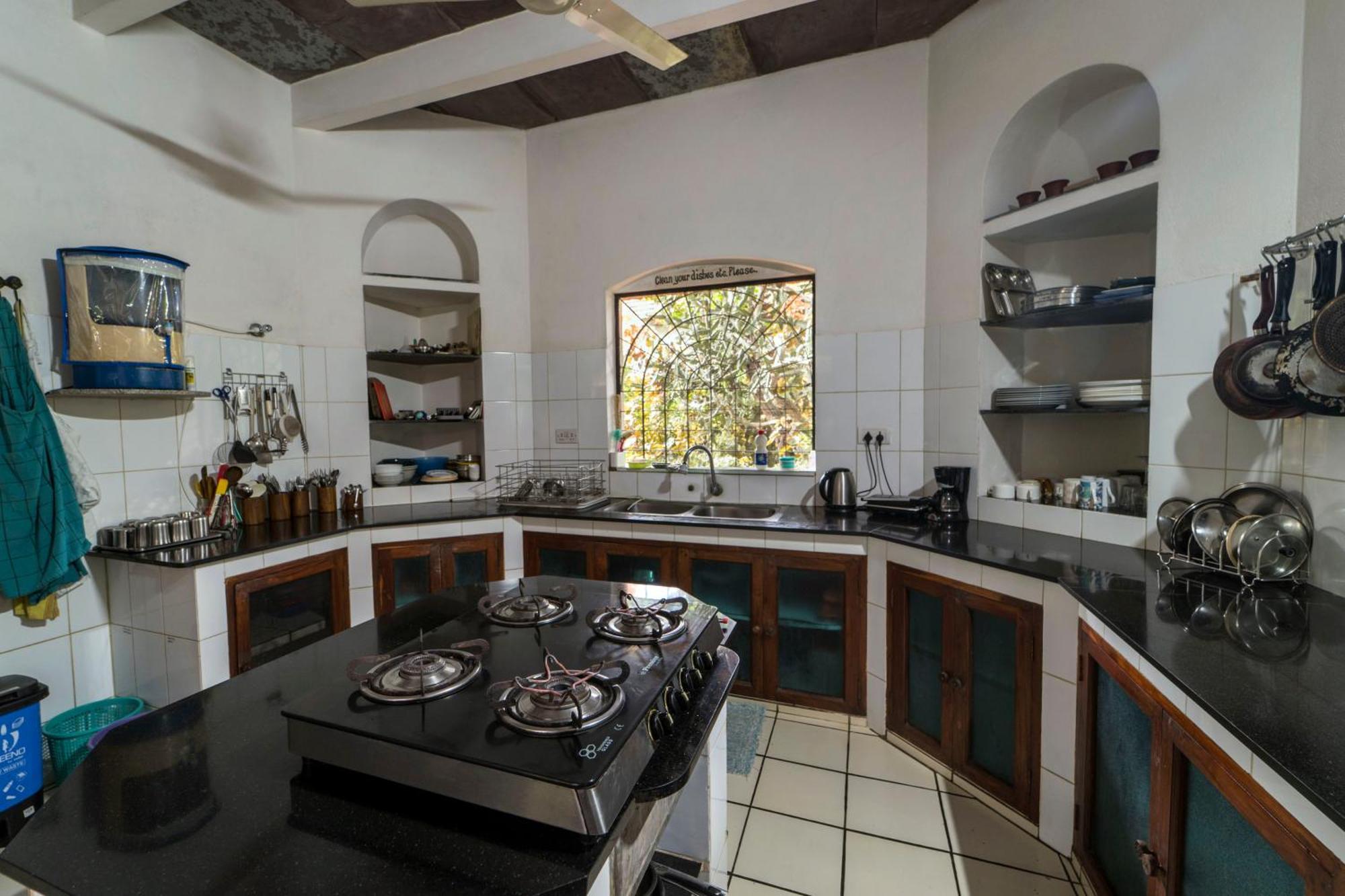 Gaia's Garden Guest House Auroville Exterior foto
